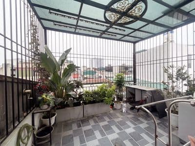 Nhà 30m² 5 tầng khu Chợ Mơ, chỉ 7 tỷ