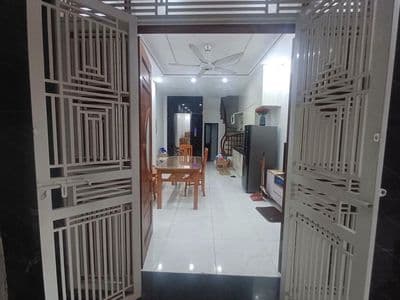 Cho thuê nhà có thang máy Lê Lợi, Hà Đông, 13 triệu/tháng