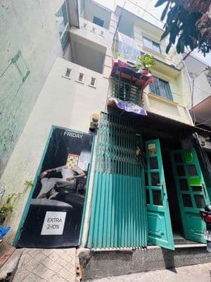 nhà 3 tầng BTCT ngang to 5m tổng DTSD 120m2 gần mặt tiền Ngô Gia Tự