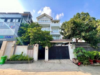 Cho thuê bt 8pn - 10x20 - ngay khu ven sông hiệp bình chánh