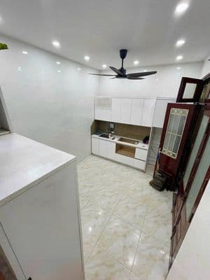 Cho thuê nhà nguyên căn Minh Khai, Hai Bà Trưng, 4 tầng