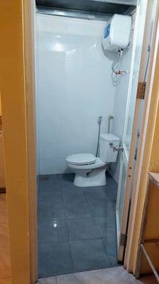 Cho thuê nhà nguyên căn cấp 4, 38m2, gác xép, ô tô, Bà Triệu, Hà Đông
