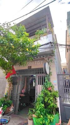 Bán nhà 2 tầng 82m2 hẻm xe hơi gần Nguyễn Ảnh Thủ Hiệp Thành
