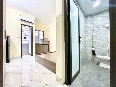 Cho thuê căn hộ 4tr2 Nam Dư, full đồ, có thang máy