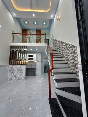 Bán nhà 40m² Dĩ An, sổ chung gần chợ Đoàn Thị Kia
