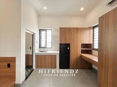 4tr3 mới xây Cửa sổ trời gần UFM, KCX