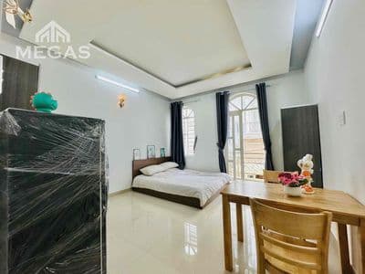 Studio Ban Công & Cửa Sổ Cho Thuê Có Full Nội Thất Ngay Khu Tên Lửa