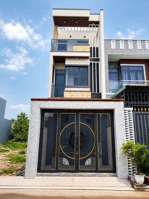 Bán nhà 3 tầng Đông Hoà, gần Làng Đại Học, full nội thất