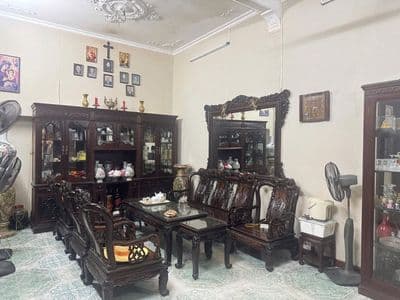 Cho thuê nhà nguyên căn 3 tầng, 2PN, Lê Văn Hưu, Hai Bà Trưng