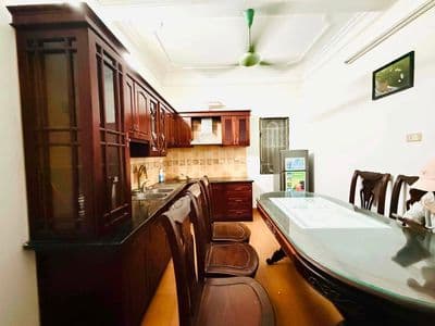 Cho thuê nhà Mặt Phố Ngã 4 Chợ Ngọc Hà, Ba Đình