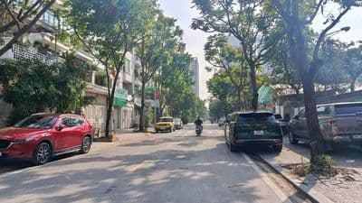 Nhà Liền kề Văn Phú, Hà Đông, 90m², 5 tầng, kinh doanh tốt