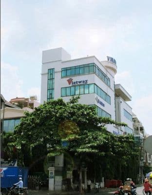 Văn phòng 75m2 giá 15 triệu/tháng tòa nhà sân bay mặt tiền Trường Sơn