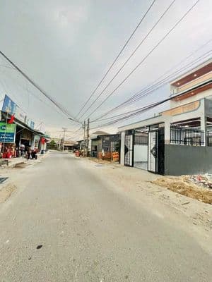 Nhà mặt tiền kinh doanh DX12 - Tân Uyên - Sổ hồng