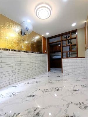 Đoàn văn bơ- quận 4 - nhà đẹp 4 tầng btct - 4pn - nở hậu l - chỉ 3tỷ05