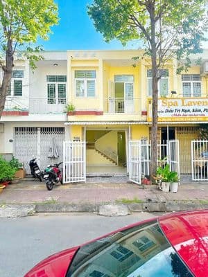 Nhà trệt lầu (4pn) - kdc 586, ngay chợ phú thứ