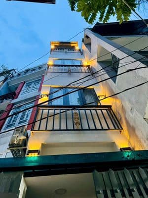 Cho thuê nhà mới 3 lầu tuyệt đẹp khu Cư Xá Đo Thanh