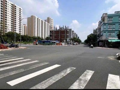 căn góc 15.7*16m(450m) trệt lầu trống suốt an khánh thông Newcity Q2