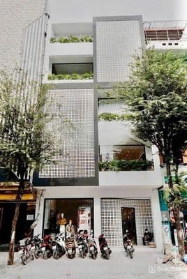HÀNG HIẾM DT KHỦNG - 241B Huỳnh Văn Bánh, PN - DT8x20, 5 tầng