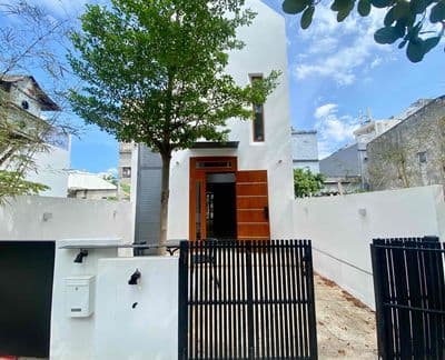 Cho thuê nhà đẹp Sân Vườn Hoàng Công Chất khu Sơn Thủy