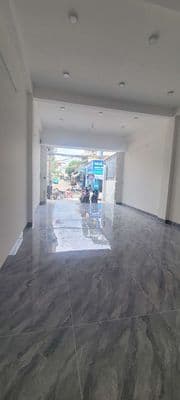 Mb 2tầng riêng biệt 4p 3wc tầng trệt trống suốt. thang máy. vitri đẹp
