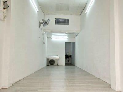 Nhà thuê mới đẹp trung tâm full nội thất hẻm Pasteur 88M2
