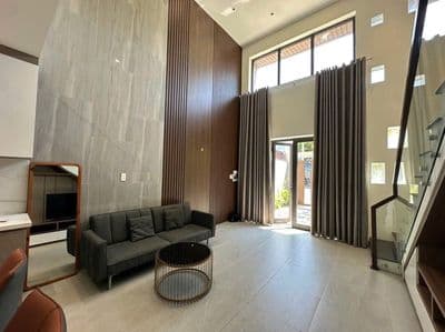 Cho thuê nhà đẹp 2 tầng đg Bờ Quan gần Đảo Sun Neva, Khu Nam Hoà Xuân