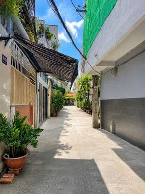 Cách mạng tháng 8 - nhà 4 tầng hẻm ô tô - chỉ nhỉnh 3 tỷ