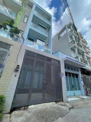 Nhà hẻm xe hơi, dt: 4x16m trệt 2 lầu st gần aeon mall,royal school 7tỷ