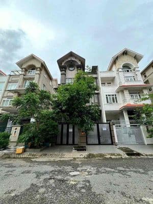 Chính chủ cho thuê biệt thự đường số kdc himlam - quận 7 diện