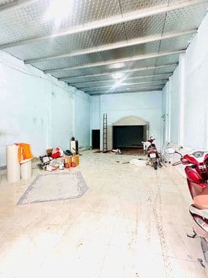 Cho thuê nhà 180m2 gần đường MPTV