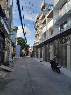 Nhà tên lửa, bình trị đông 80m2 trệt, lầu nhẹ giá 6ty650