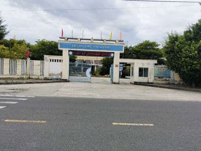Bán lô đất đường 7.5 m Đối Diện trường cấp 3 võ chí công giá rẻ