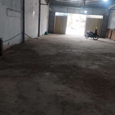 chinh chu thuê nhà mặt tiền gần chợ p9 đường Phan Văn đáng p9 TP Long