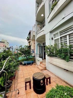 Cho thuê CHDV 2PN 60m2 full Nội thất ban công rộng rãi, 03 Tr Mai Ninh