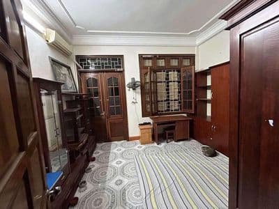 Cho thuê nhà Ngọc Hà 40m², 3 tầng, 4 phòng ngủ, chỉ 11 triệu/tháng