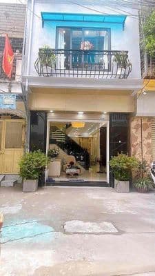 Ô tô đỗ cổng Minh Khai, Thang Máy, phân lô, lô góc, ngõ 3m, 46m.
