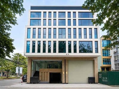 Cho thuê tòa nhà góc 2 mặt tiền phan đăng lưu dt 10 x 20m, phú nhuận