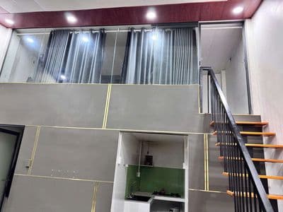 Nhà đẹp góc mặt tiền, y hình 1trệt lửng 2pn 1wc