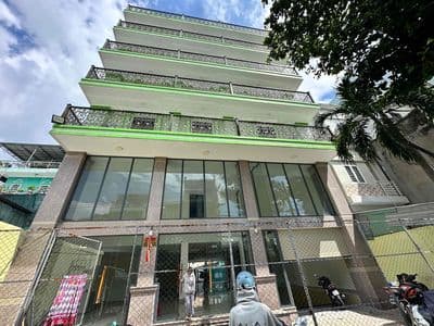 Khai trương căn hộ dịch vụ ngay đại học công thương