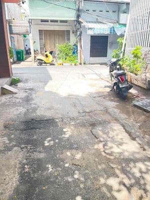 nhà cạnh big c 4 x 9 m hẻm oto 3.45 tỷ oto thông