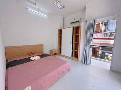 Cho thuê căn hộ 1PN Ban công Q4 gần ĐH Luật, ĐH Nguyễn Tất Thành