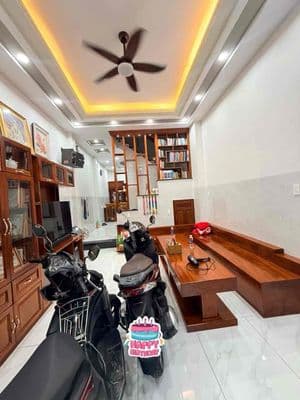 BÁN GẤP : 1/ đường LÊ VĂN QUỚI (4x12) 3tấm
