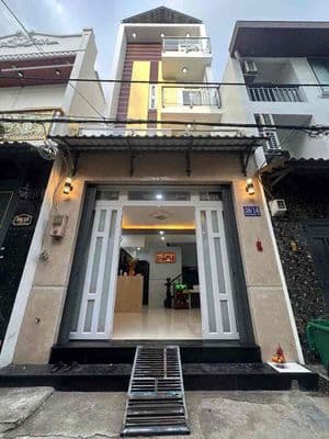 BÁN GẤP : NHÀ 1/ đường 18B (34m2) 4tầng