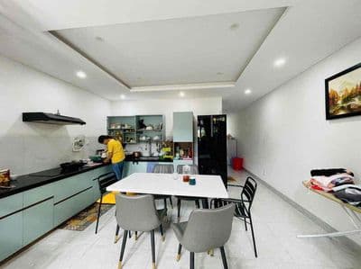 Giảm sốc bán nhà 2 tầng đẹp