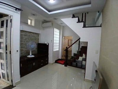 Nguyên căn sát hxh Nguyễn Thị Minh Khai, Quận 1 | 2pn2wc full nt