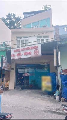 Cho thuê mặt bằng trệt - ngay chợ phạm văn bạch