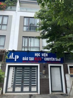 Cho thuê nhà phố liền kề hà đô centrosa 5,5x16m 1 trệt 3 lầu giá 68tr