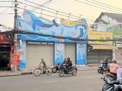 mặt tiền Đường Hiệp Bình. ngang 10m