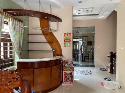 Biệt thự đối diện công viên 200m2 full nội thất