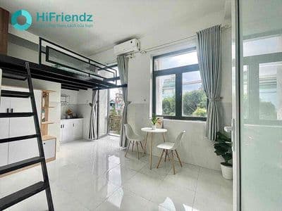 Phòng có gác rộng balcon full nội thất giá rẻ ngay emart giáp tân bình